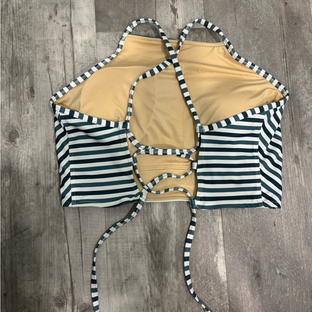 Albion Striped Switchback Bikini Top - Picture 6 of 7